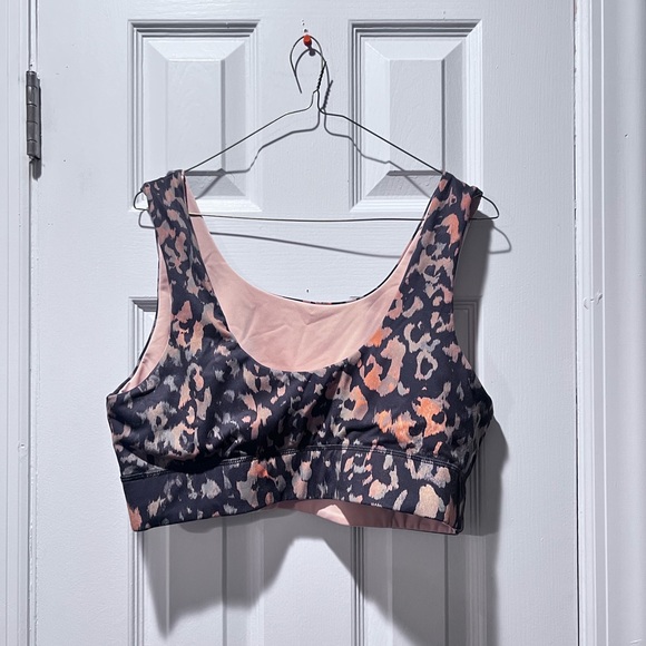 Fabletics Reversible Sports Bra. - Picture 2 of 5